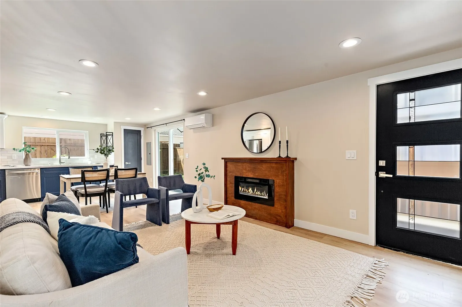 337 N 105th Street A, Seattle: photo 8 of 10