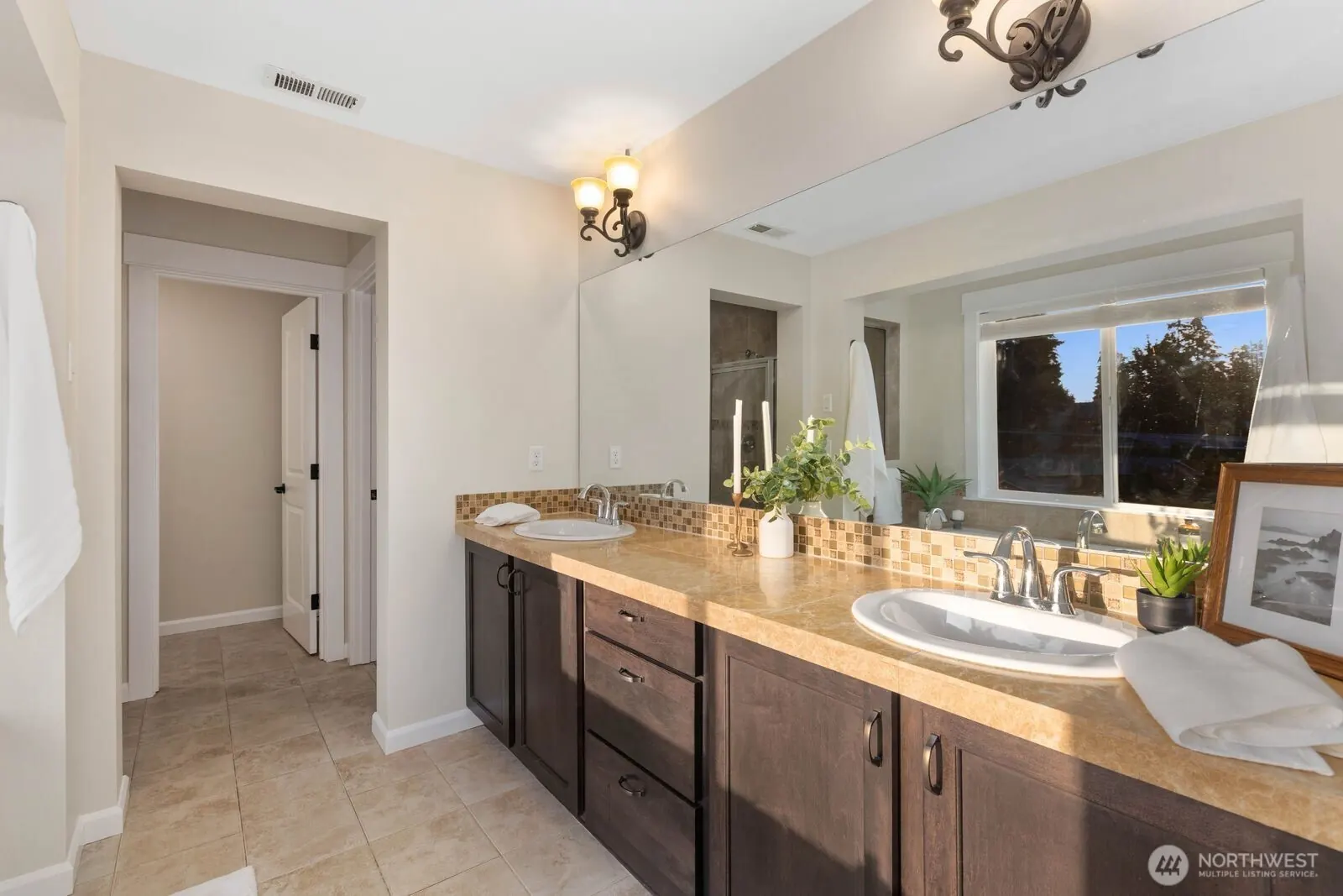 14008 SE 21st Place, Bellevue: photo 19 of 40