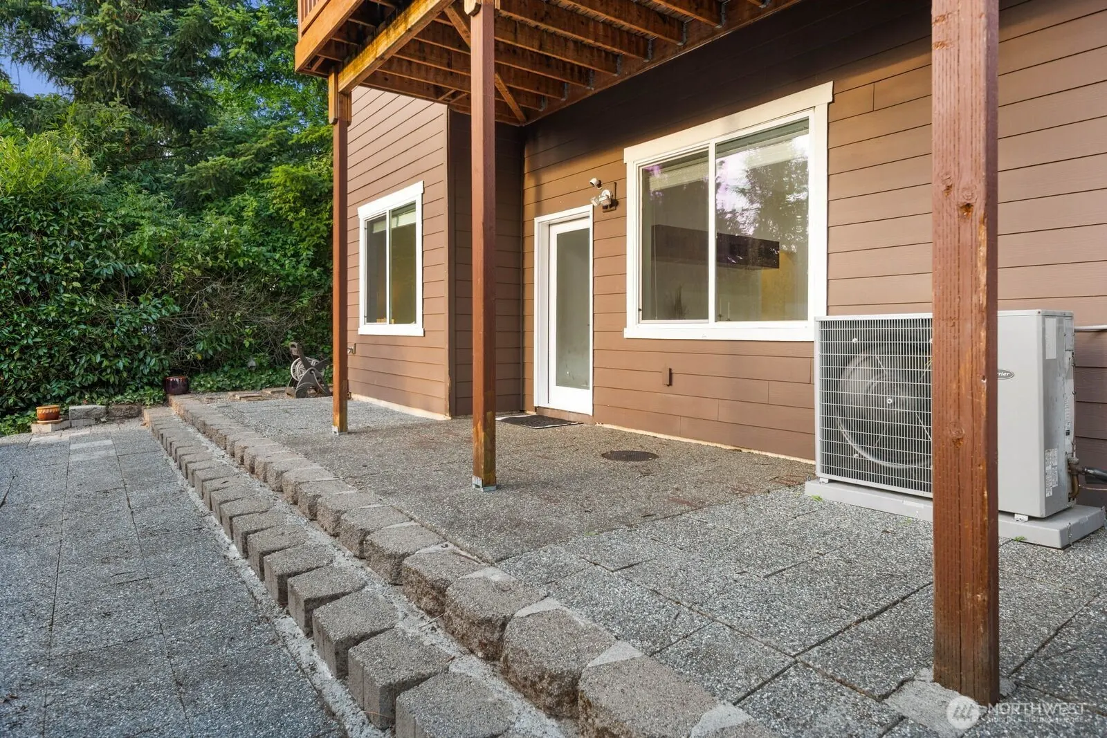 14008 SE 21st Place, Bellevue: photo 25 of 40