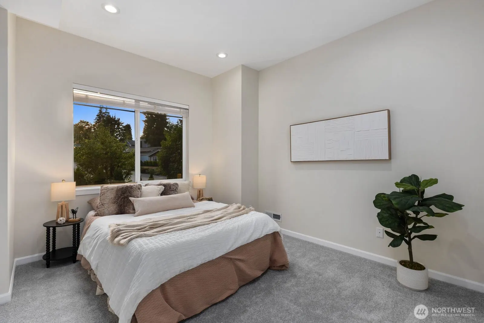 14008 SE 21st Place, Bellevue: photo 27 of 40
