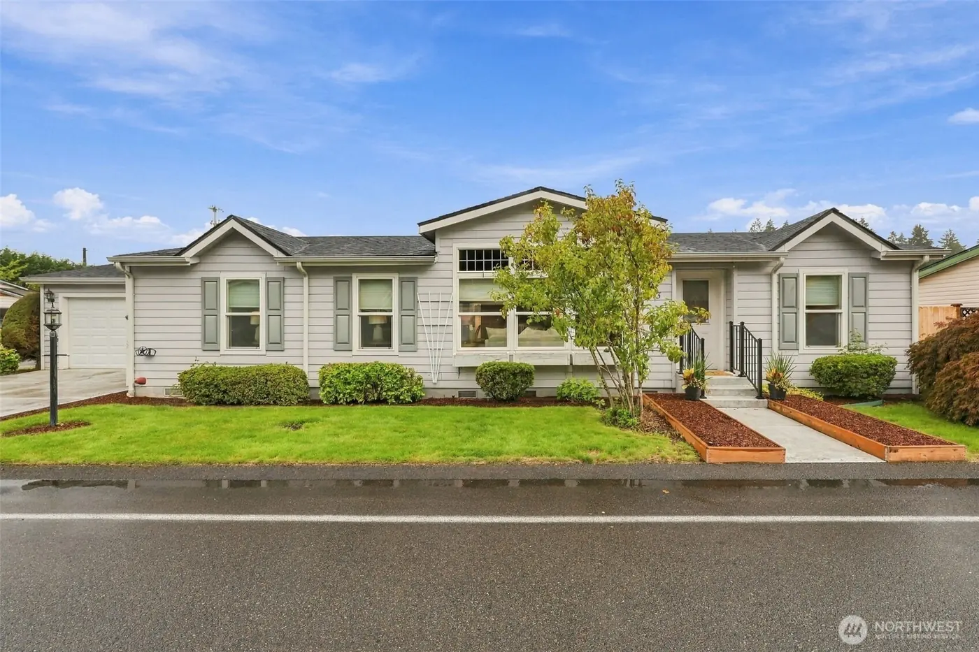 9434 187th Street Ct E, Puyallup: photo 4 of 8